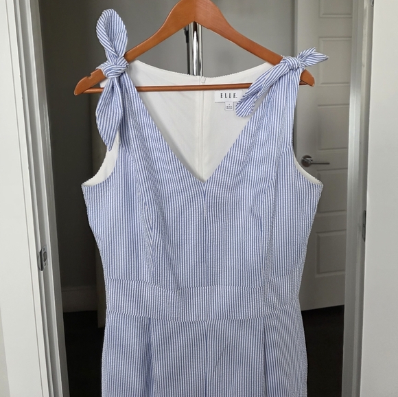 Elle Blue and White Striped Cropped Jumpsuit Size L - Picture 2 of 7
